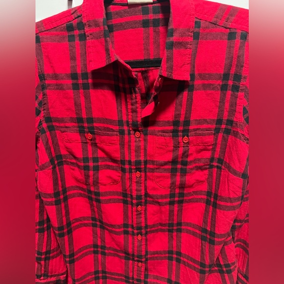 St. John’s Bay, red and black flannel, button-down shirt size medium NWT - Picture 2 of 8